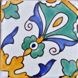 ＊2枚セット＊チュニジアの手描きのタイル　ブルー＆イエロー＆グリーンのオリエンタルな模様　ガルビ1025 1枚目の画像