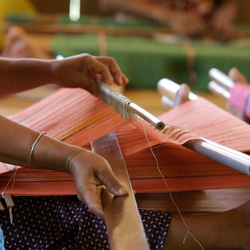 ベトナム中部少数民族の手織り iPhoneケース 5枚目の画像