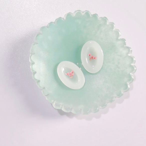 ear drop / oval flower(pink) 1枚目の画像