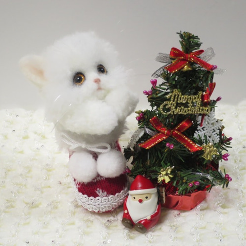 羊毛フェルト 猫 ペルシャ猫 ねこ 白猫 クリスマスブーツ ポンポン