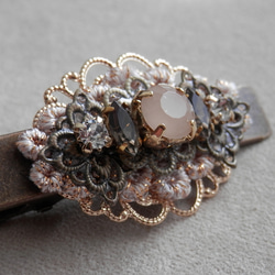 オパール色ストーン付ヘアクリップ 3枚目の画像