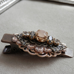 オパール色ストーン付ヘアクリップ 4枚目の画像