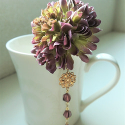 紫系布花とガラスビーズのかんざし 5枚目の画像