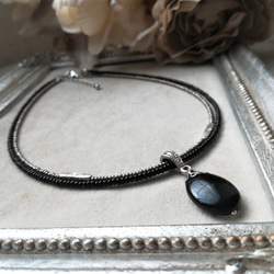 ブラックオニキスの二連チョーカーネックレス（マグネット留め金具に変更可能です） 4枚目の画像