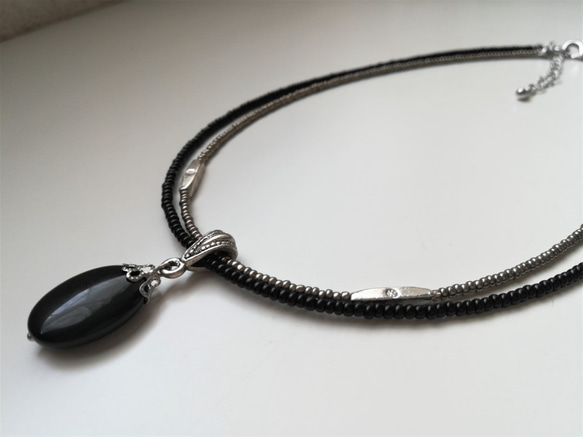 ブラックオニキスの二連チョーカーネックレス（マグネット留め金具に変更可能です） 7枚目の画像