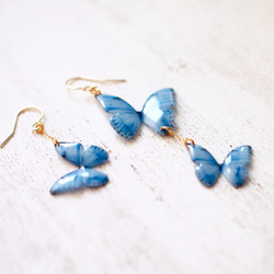 Light Blue Butterfly Earrings,asymmetry[Pierced or clip-on] 第3張的照片