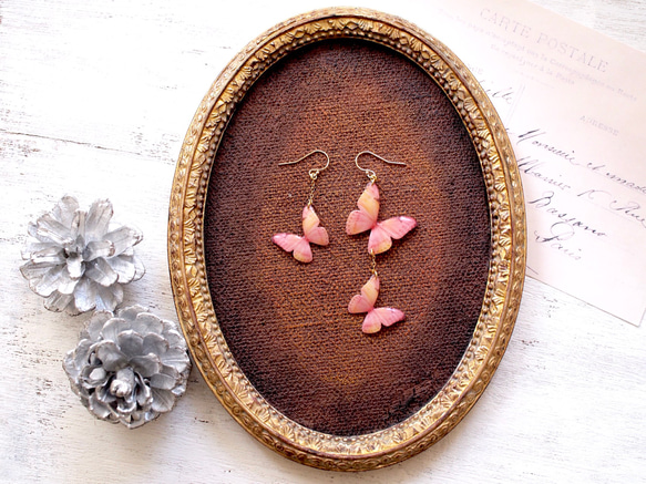 \媒體精選作品/櫻花色蝴蝶耳環（不對稱） 第5張的照片