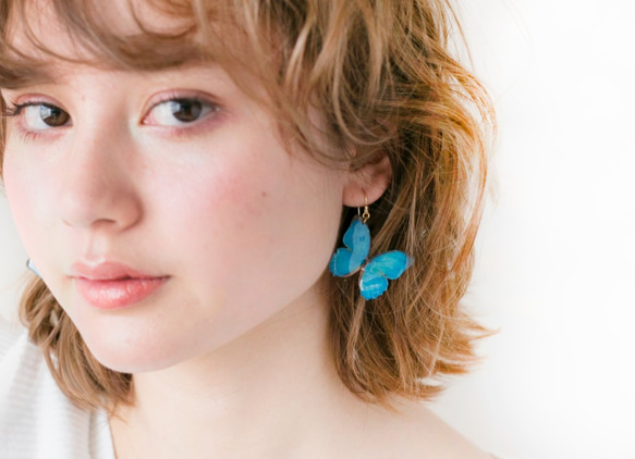 Exotic Blue Butterfly earrings [Pierced or Clip-on] 第2張的照片