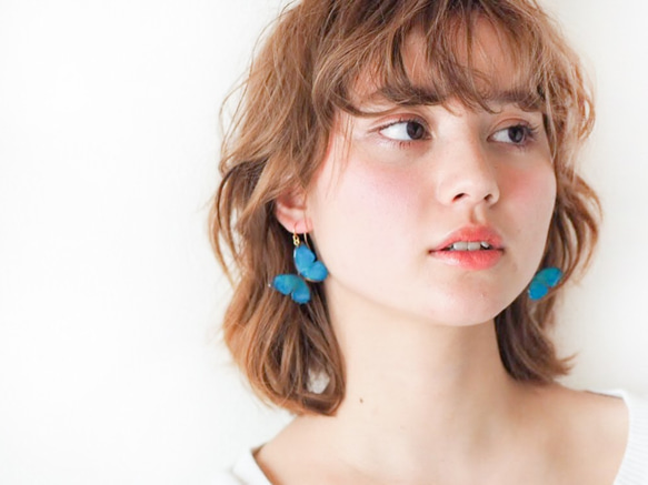 Exotic Blue Butterfly earrings [Pierced or Clip-on] 第4張的照片