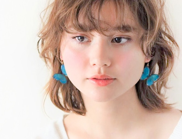 Exotic Blue Butterfly earrings [Pierced or Clip-on] 第6張的照片