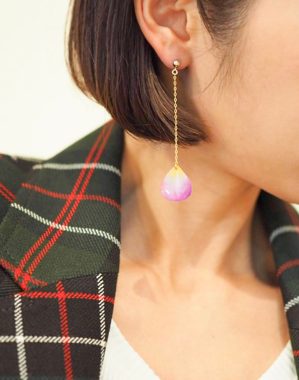 玫瑰花瓣（淺紫色）耳環/耳環 第3張的照片