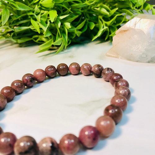 【専用ページ】龍眼紅天珠と愛知県田口鉱山産天然ロードナイトシリカのブレスレット❣️ 専用ページ】龍眼紅天珠と愛知県田口鉱山産天然ロードナイトシリカの