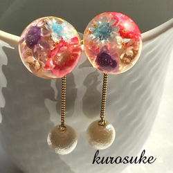 お花ピアス❤︎パール付き 1枚目の画像