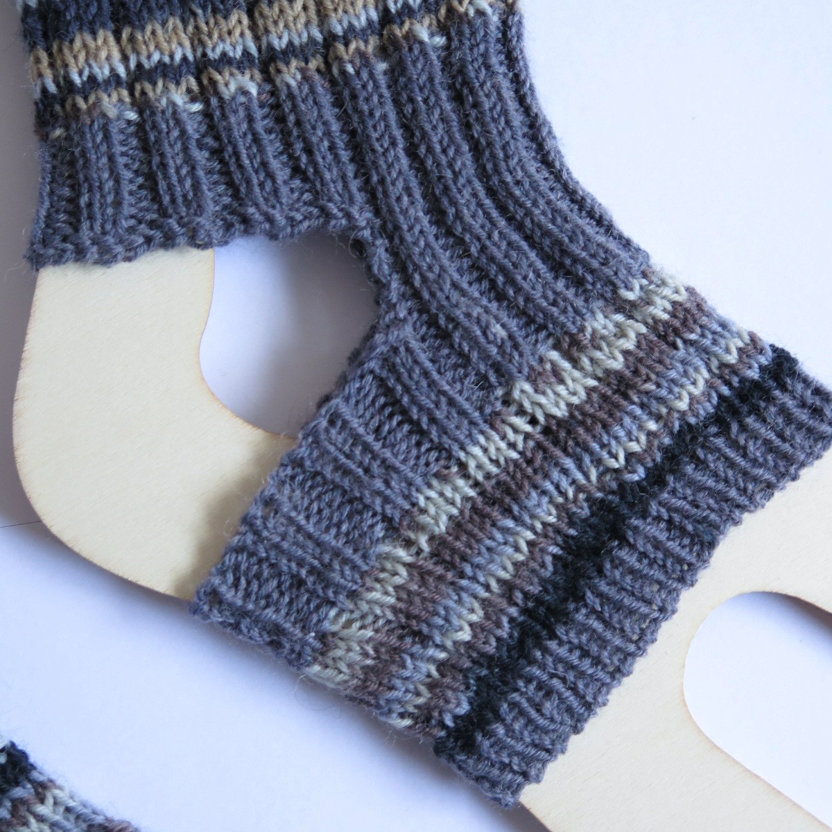 【再販】ヨガソックス(グレーブラウン)