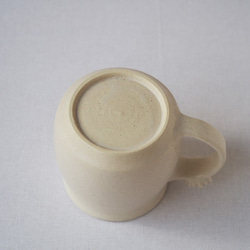 マカロンミルキーホワイト・マグカップ-ガーベラ- 4枚目の画像