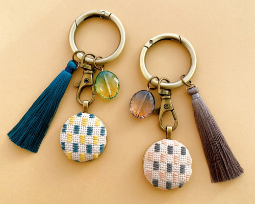 チェリパ様♡ご確認ページ♡デコボトルチャーム♡バックチャーム金具♡ こぎん刺し／バッグチャーム／キーリング／Viridian×Yellow