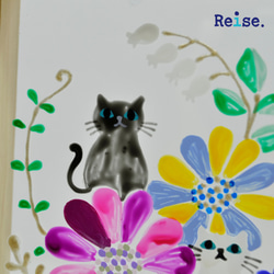 アートフレーム　白黒猫と花　ガラス　ステンドグラス　ハンドペイント　絵付け 4枚目の画像