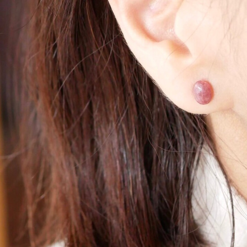 マグネット ピアスみたいなイヤリング スワロフスキー 天然石  