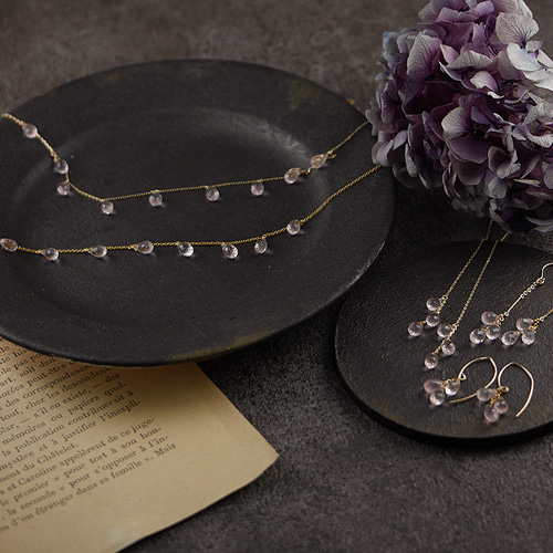 444 14kgfローズクォーツコンケーブマーキス３粒ピアス 444 14kgfローズクォーツコンケーブマーキス3粒ピアス - メルカリ