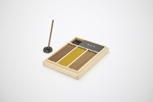 【在庫一掃セール】お香 | The OKOH Authentic | 最高級香木３種と香皿のセット 6枚目の画像