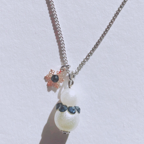 雪だるまのネックレス② 青 9色あります 結晶 SnowMan 雪だるまのネックレス② 青 9色あります 結晶 SnowMan
