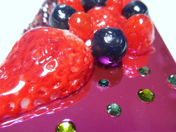 Berry.berry iphoneケース 2枚目の画像