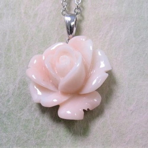 重文大好き★美品 NOJESS K10 珊瑚 サンゴ 薔薇 バラ チャーム 重文大好き様専用☆美品 NOJESS K10 珊瑚 サンゴ 薔薇 バラ チャーム