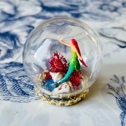 ミニガラスドームのアマビエ（その1）　妖精標本商会　アマビエ　置物　妖精アクセサリー　妖精・フェアリー　小瓶の妖精 4枚目の画像