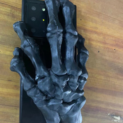 受注制作/生産　スカル手骨　携帯ケース　ユニク 手作り iPhone XR IPAD 三次元 6枚目の画像