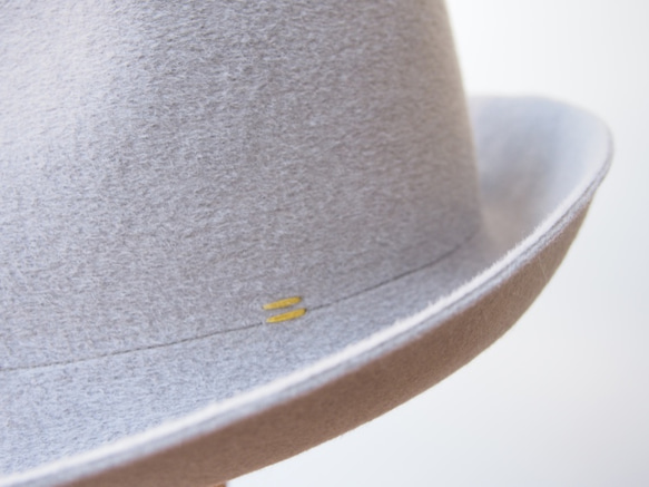 Fur Velour Soft Hat - grey × yellow 2枚目の画像