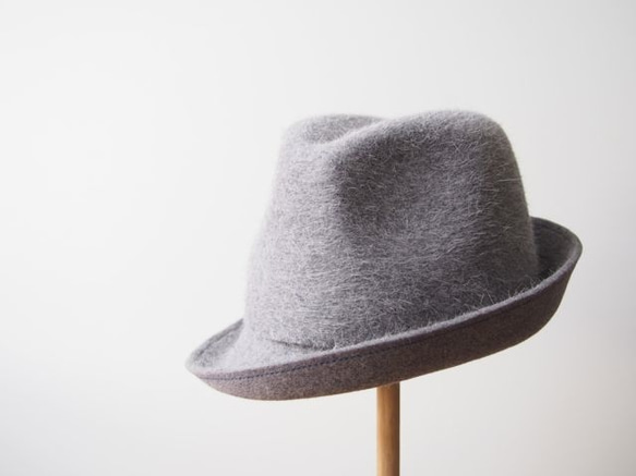Stitched Soft Hat - light grey × blue 1枚目の画像