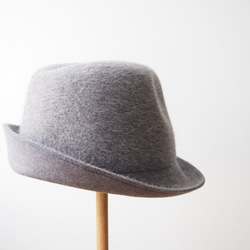 Stitched Soft Hat - light grey × blue 3枚目の画像