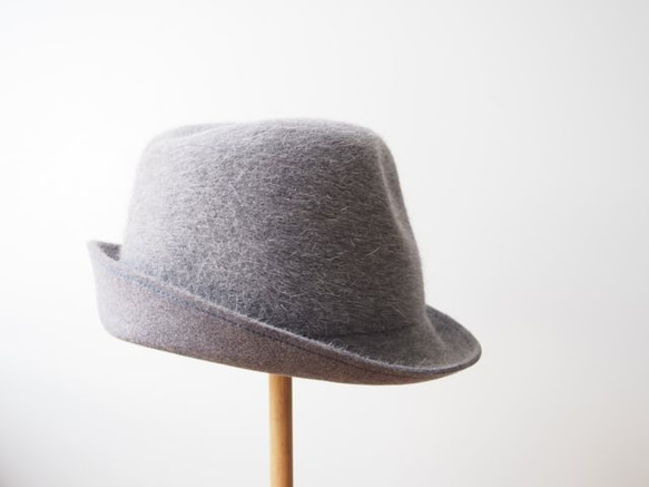 Stitched Soft Hat - light grey × blue 3枚目の画像