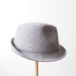 Stitched Soft Hat - light grey × blue 5枚目の画像