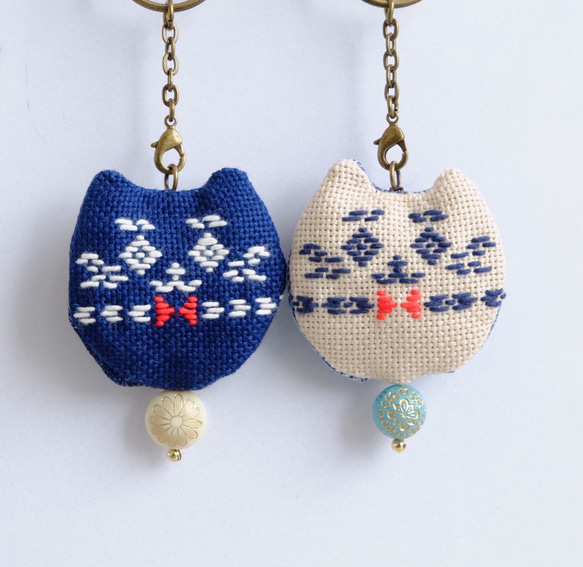 Kogin 生魚片貓鑰匙圈靛藍 [連結協調 ☺︎ 刺繡] 珠子 Cocats ♡ 貓日 2024 第4張的照片