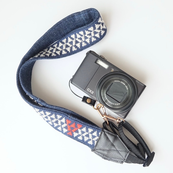 Kogin sashimi 輕巧數位相機相機背帶 靛藍 [刺繡☺︎牛仔重製]⌘客製化⌘ 第8張的照片