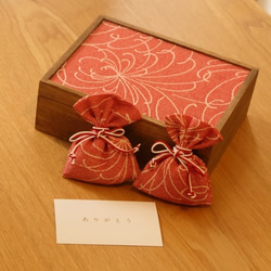 [贈品] 泡桐裝飾盒時物香包套裝 Kikubun 第2張的照片