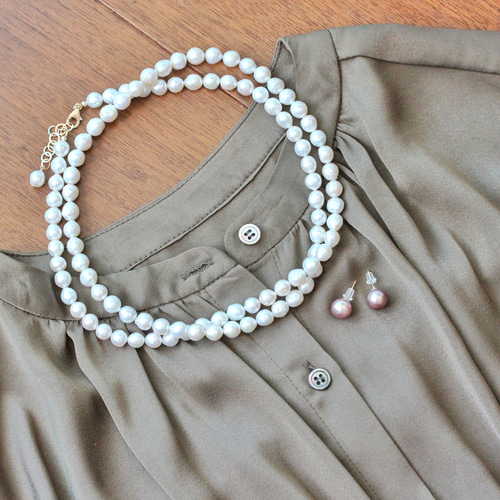 再販【14kgf】天然色オーロラ淡水パールスタッドピアス（エジソン