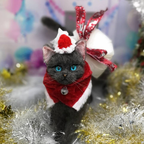 羊毛フェルト　猫サンタ　猫ポーチ　クリスマス