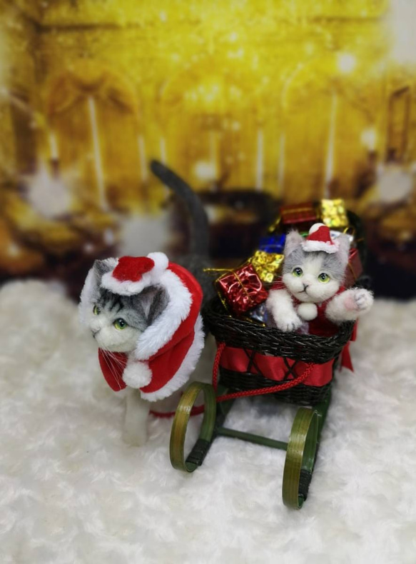 羊毛フェルト　猫　羊毛フェルト 羊毛フェルト 三毛猫～サンタ親子バージョン　サンタクロース　ねこ　クリスマス　サンタ 2枚目の画像