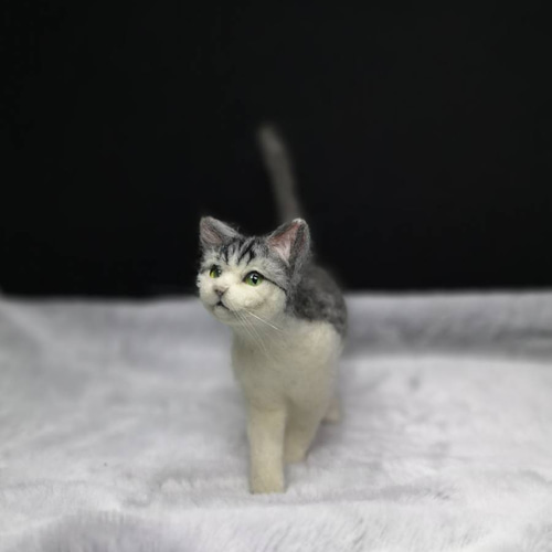 羊毛フェルト 猫 羊毛フェルト 羊毛フェルト 三毛猫～サンタ親子
