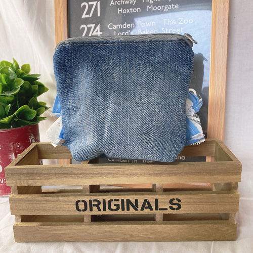 デニムリメイクフリルテトラポーチハンドメイド デニムリメイクフリルテトラポーチハンドメイド デニムリメイク