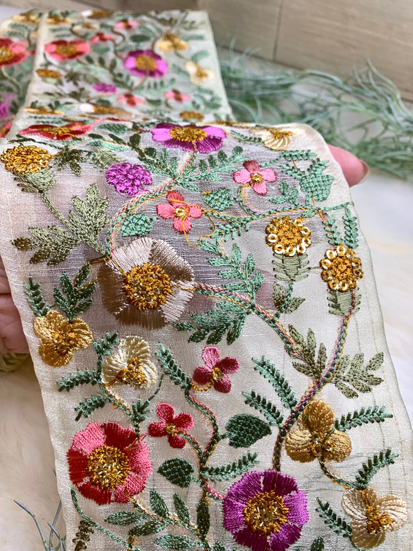 新作♡ ♡ インド刺繍リボン［50cm × 幅約10cm］No g 5枚目の画像