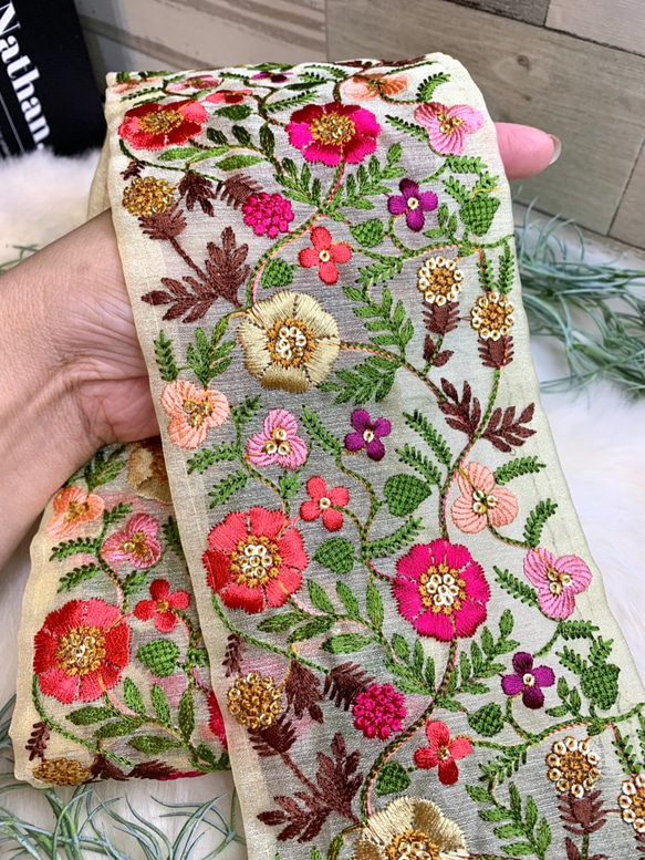 新作♡ ♡ インド刺繍リボン　インド　リボン　チュール［50cm × 幅約10cm］No g 3枚目の画像