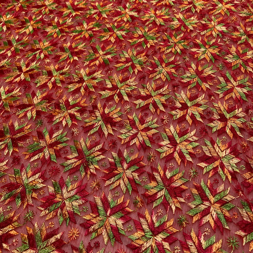 【インドのアンティーク刺し子】ヴィンテージ 草木染め 布 赤 刺繍 貝 ステッチ インド刺繍布ドゥパタ 赤 エスニック生地 ヴィンテージレース