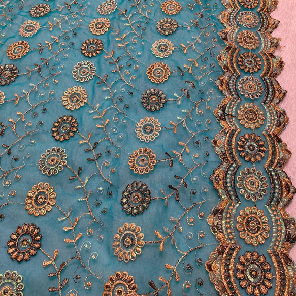 インド刺繍布 ドゥパタ ダンス 衣装 エスニック 青 ターコイズブルー 花 生地 5枚目の画像