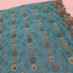 インド刺繍布 ドゥパタ ダンス 衣装 エスニック 青 ターコイズブルー 花 生地 8枚目の画像