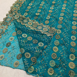 インド刺繍布 ドゥパタ ダンス 衣装 エスニック 青 ターコイズブルー 花 生地 9枚目の画像