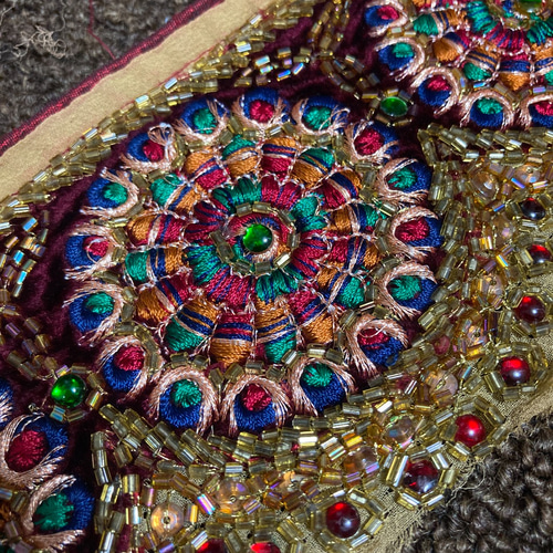 インド刺繍リボン サリーボーダー 万華鏡 ビーズ シルク