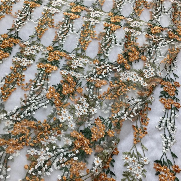 ボタニカル チュールレース 白 デイジー花刺繍 ヴィンテージドレス 衣装オレンジ 2枚目の画像